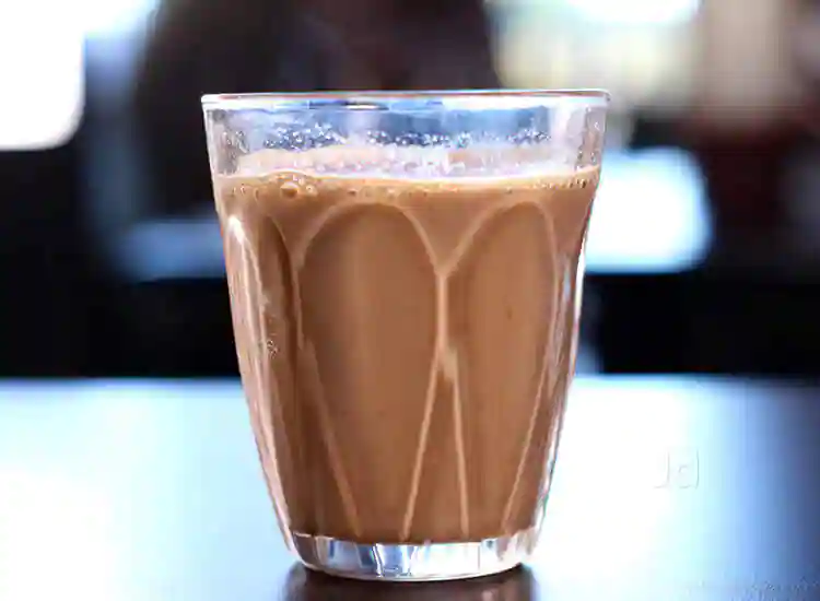 दुधाची चहा पिणे शरीरासाठी किती चांगले आणि किती वाईट? 