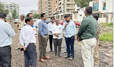 कोंडीतून नागरिकांची सुटका करा