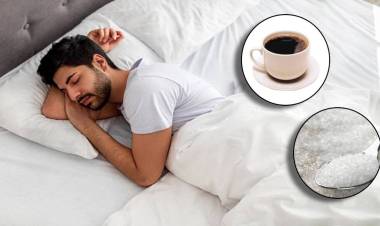 रात्री झोप लागत नाहीये? झोपण्यापूर्वी ‘या’ पदार्थांचे सेवन टाळल्याने नक्की होईल फायदा