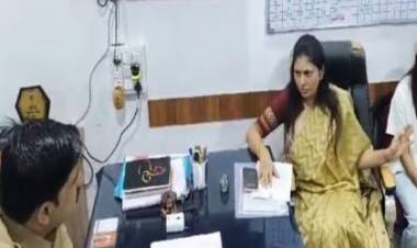 मुक्ताईनगर येथे भाजप नेत्याच्या मुलीची छेडछाड, सुरक्षारक्षकांवरही हल्ला..