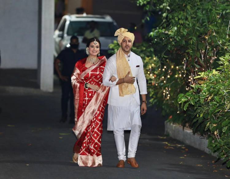 अभिनेत्री दिया मिर्झा ने बांधली लग्नगाठ !