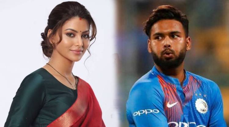 उर्वशी रौतेलाने पुन्हा वेधलं लक्ष, चाहते म्हणाले “वर्ल्ड कप झाल्यानंतर…”