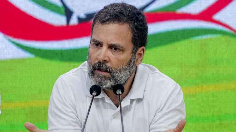 “राहुल गांधी माफी मागा नाहीतर..” 